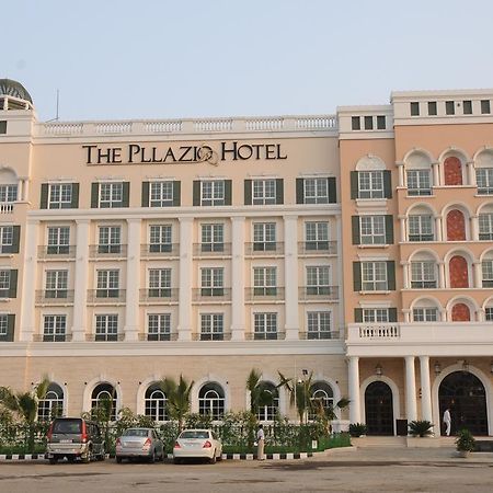 โรงแรมเดอะ พลาซิโอ คูร์เคาน์ ภายนอก รูปภาพ