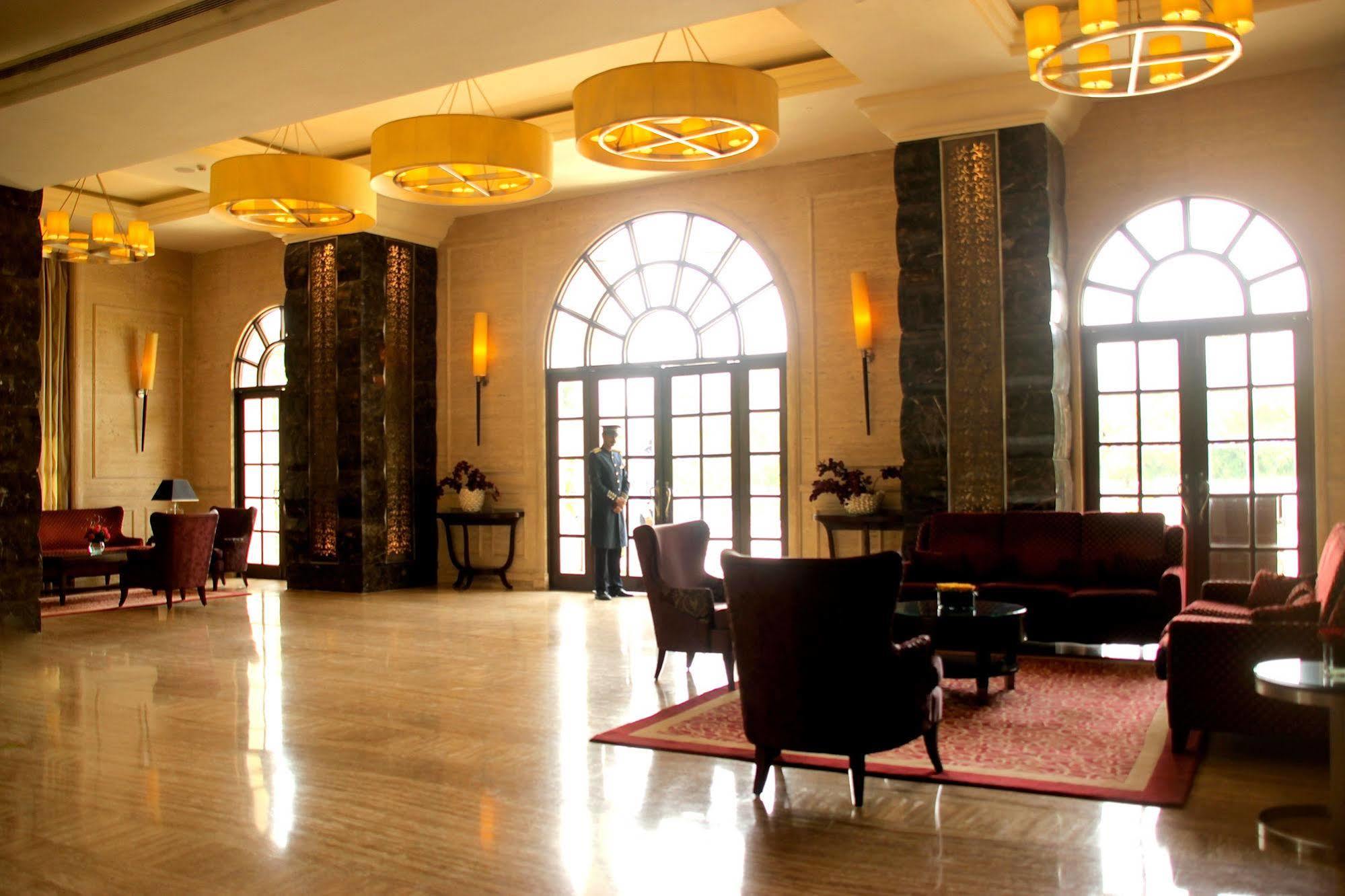 โรงแรมเดอะ พลาซิโอ คูร์เคาน์ ภายนอก รูปภาพ
